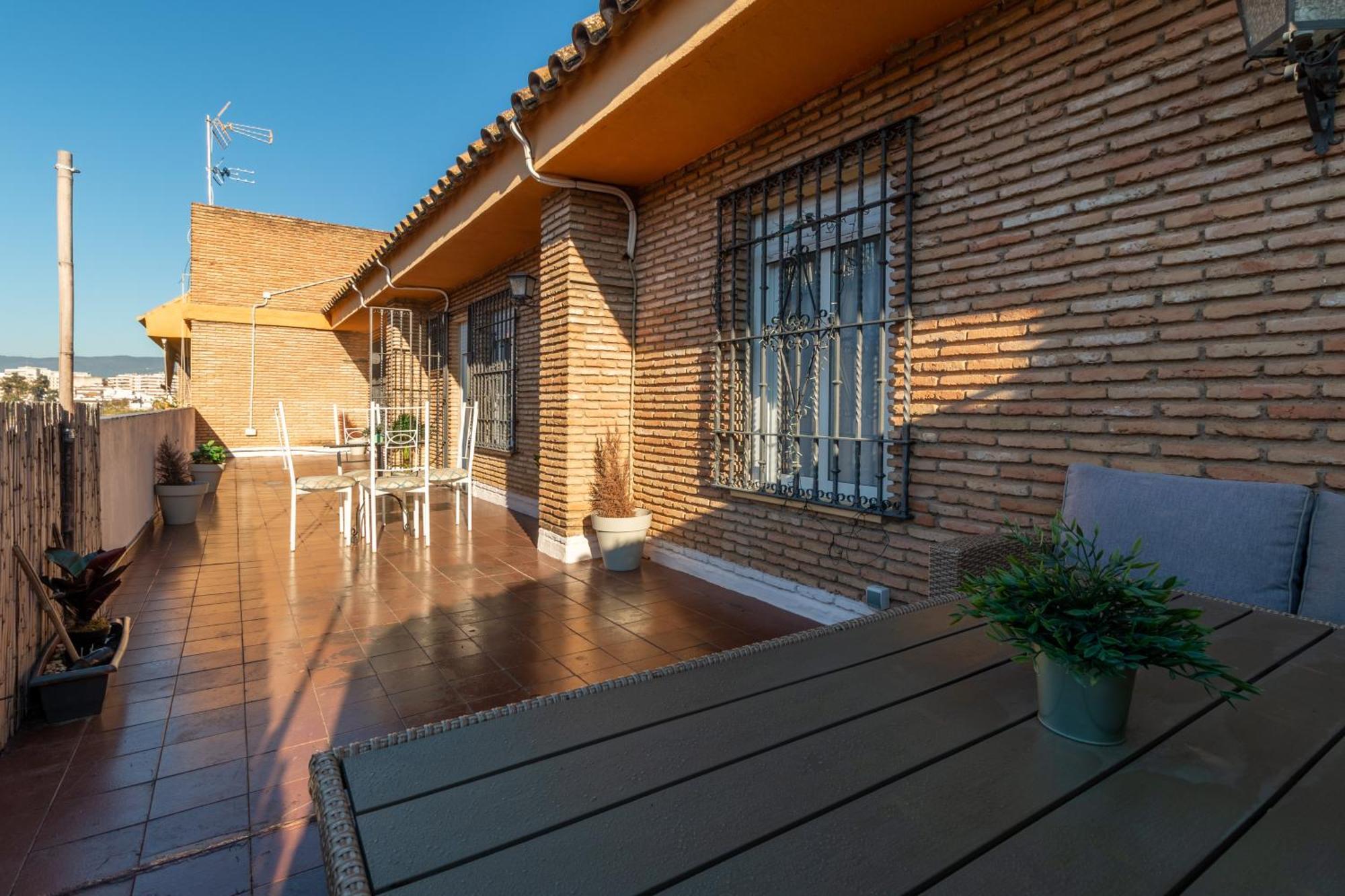 Atico Puente Romano Parking Gratuito Cordoba Dış mekan fotoğraf